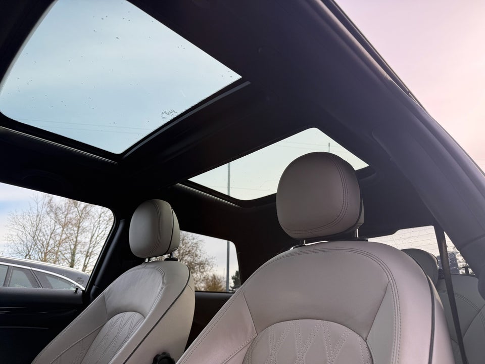 MINI Cooper SE Yours Trim 3d