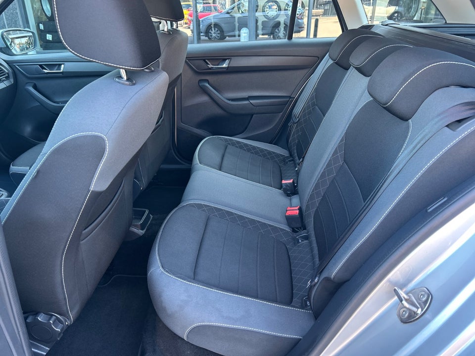 Skoda Fabia 1,0 MPi 60 Ambition Combi 5d