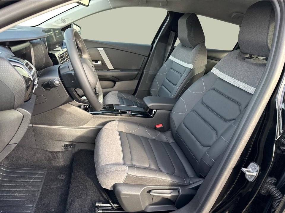 Citroën ë-C4 X 50 Max 4d