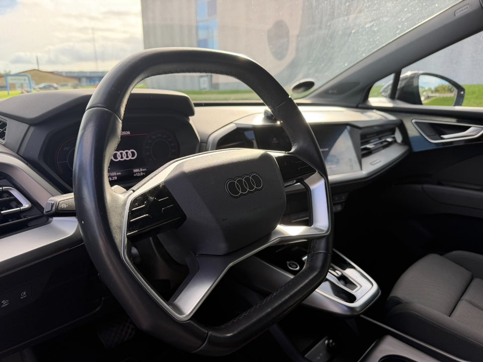 Audi Q4 e-tron 40 S-line 5d