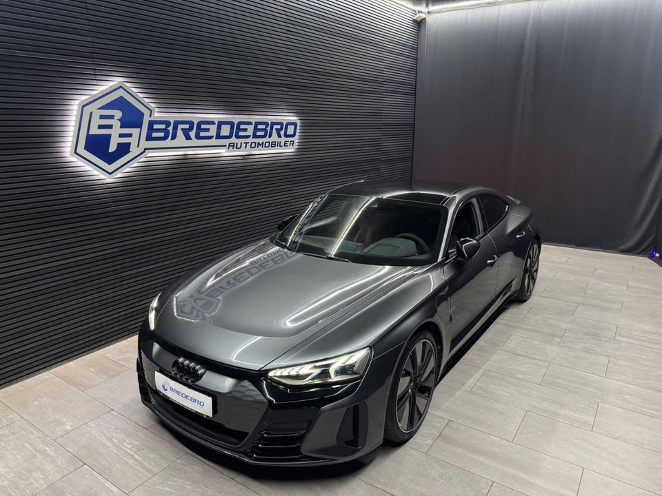 Audi RS e-tron GT quattro 4d