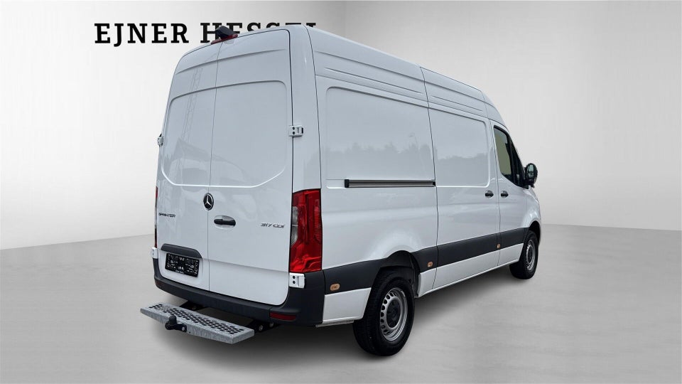 Mercedes Sprinter 317 2,0 CDi A2 Kassevogn PRO aut. RWD