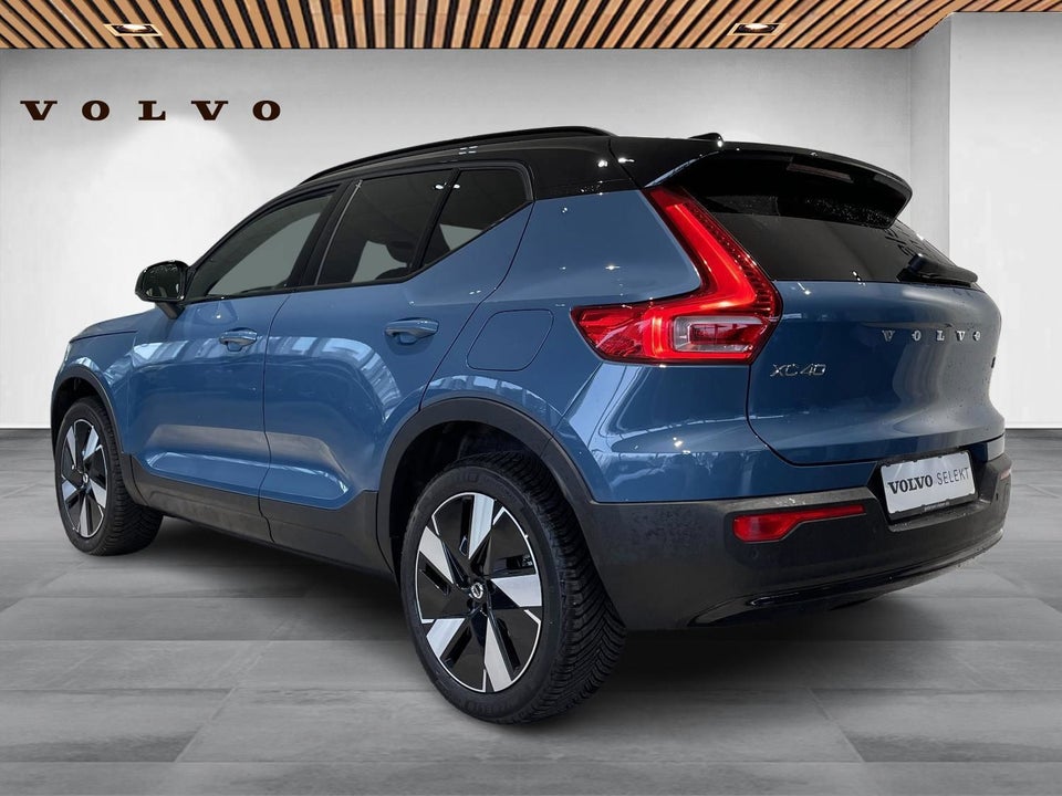 Volvo XC40 ReCharge Extended Range Plus 5d