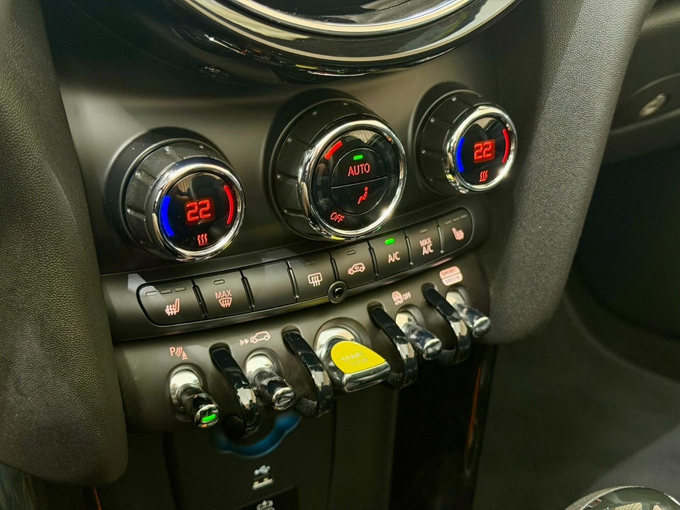 MINI Cooper SE Cabriolet 2d