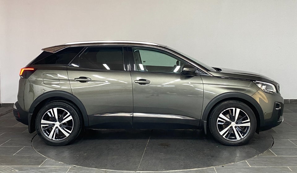 Peugeot 3008 1,6 BlueHDi 120 Allure EAT6 5d