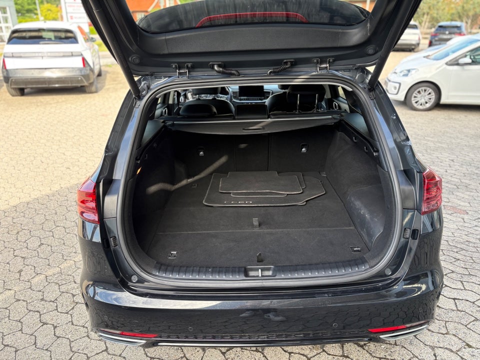 Kia Ceed 1,6 PHEV Upgrade SW DCT 5d