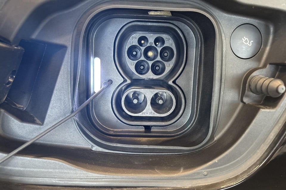 Volvo XC40 P6 ReCharge Core 5d