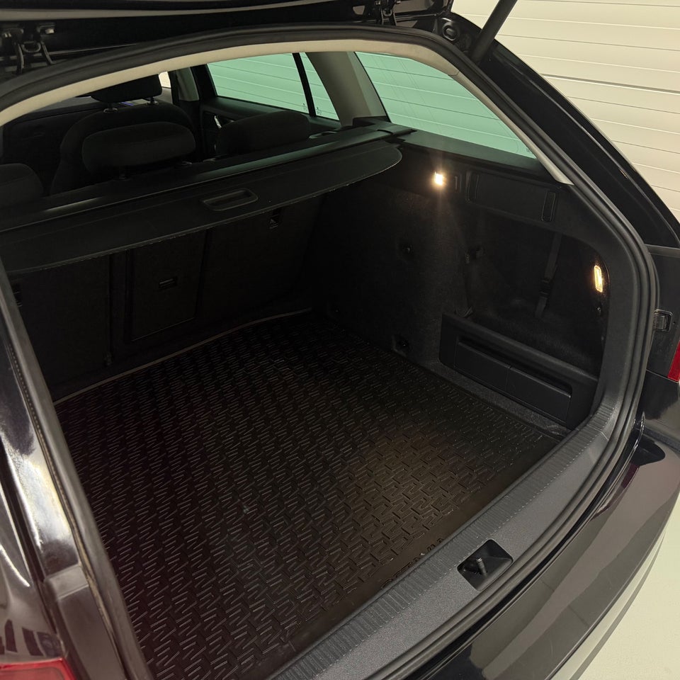 Skoda Octavia 1,6 TDi 115 Style Combi DSG 5d