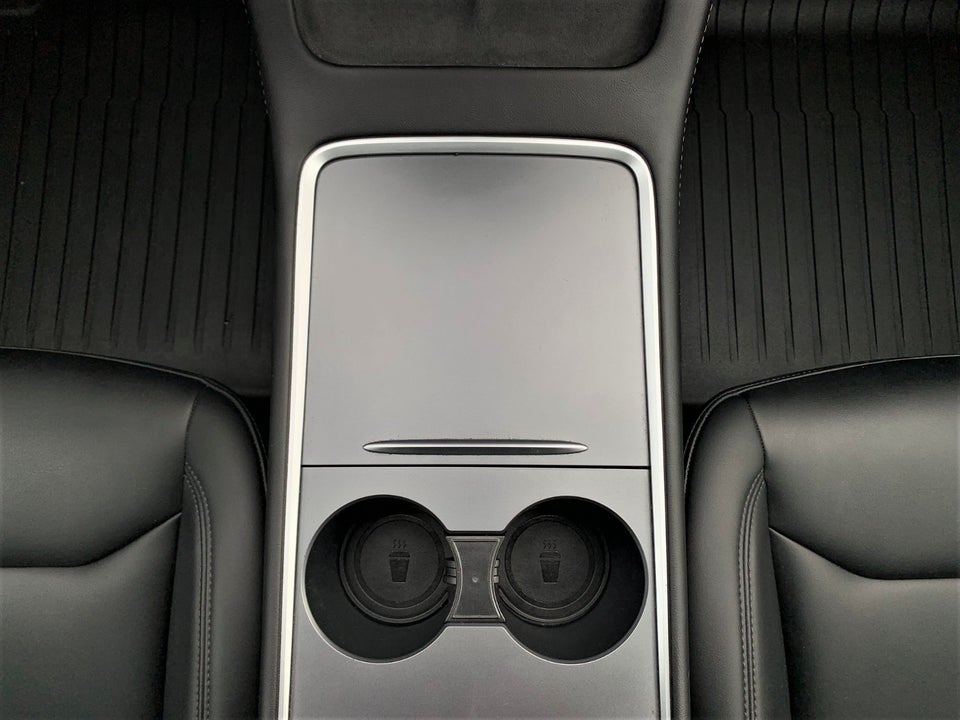 Tesla Model Y Performance AWD 5d