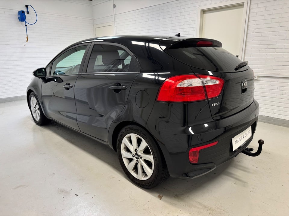 Kia Rio 1,2 CVVT Attraction 5d