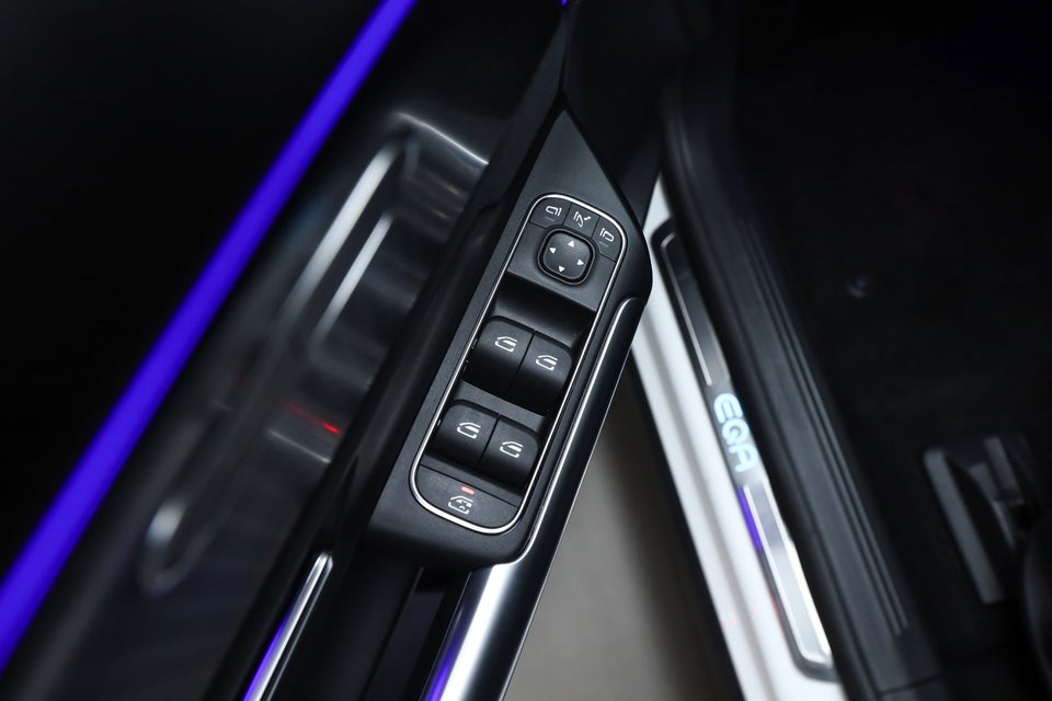 Mercedes EQA250+ AMG Advance 5d
