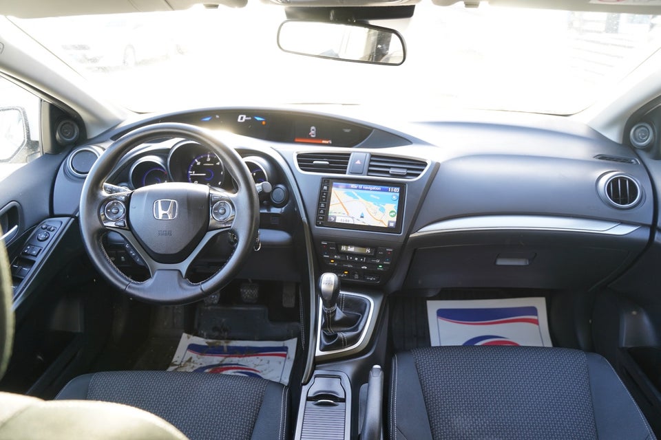 Honda Civic 1,6 i-DTEC Elegance 5d