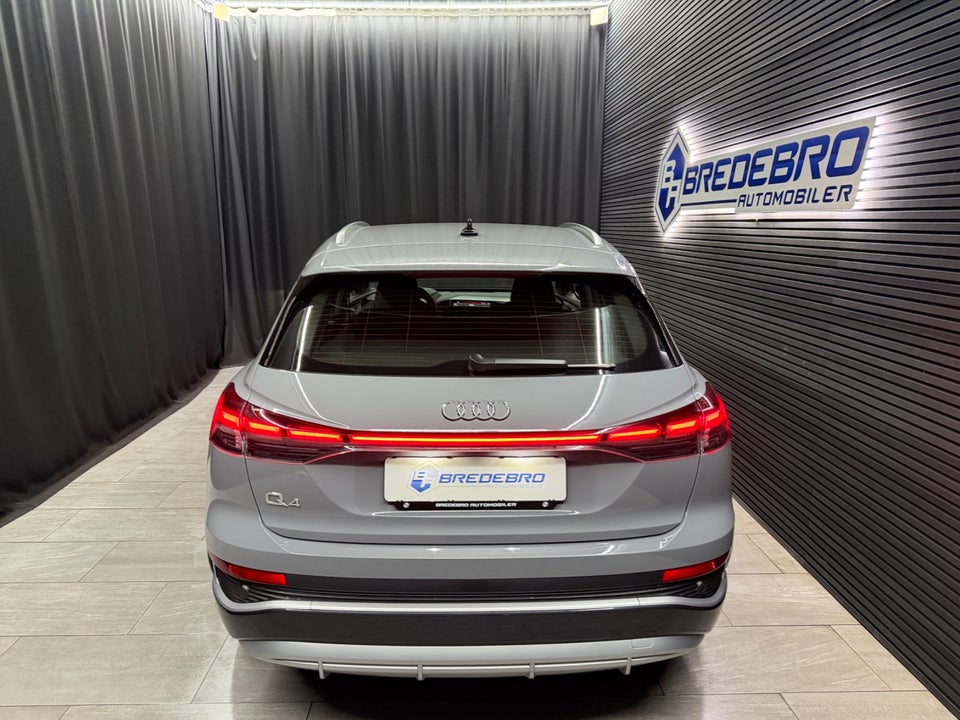 Audi Q4 e-tron 45 S-line 5d