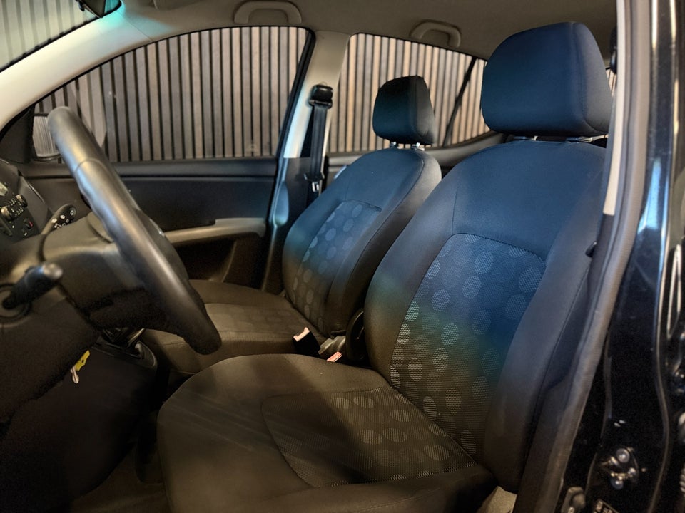 Hyundai i10 1,1 Classic 5d