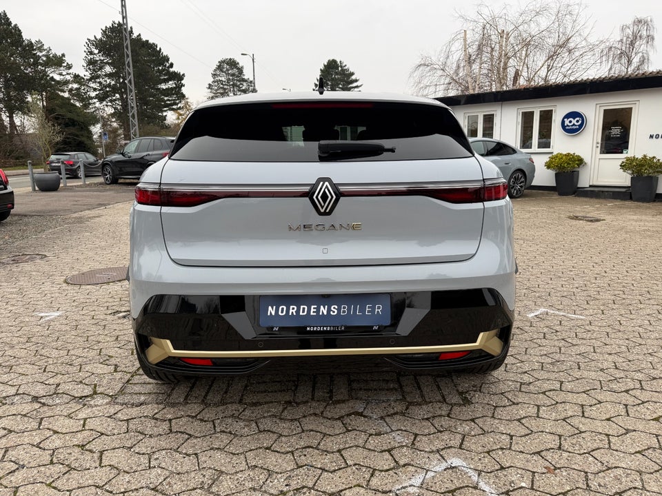 Renault Megane E-Tech 60 Iconic 5d