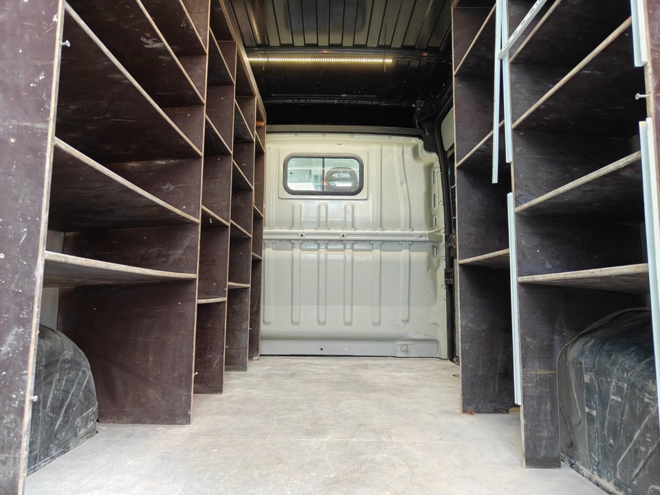 Peugeot Boxer 330 2,0 BlueHDi 130 L2H2