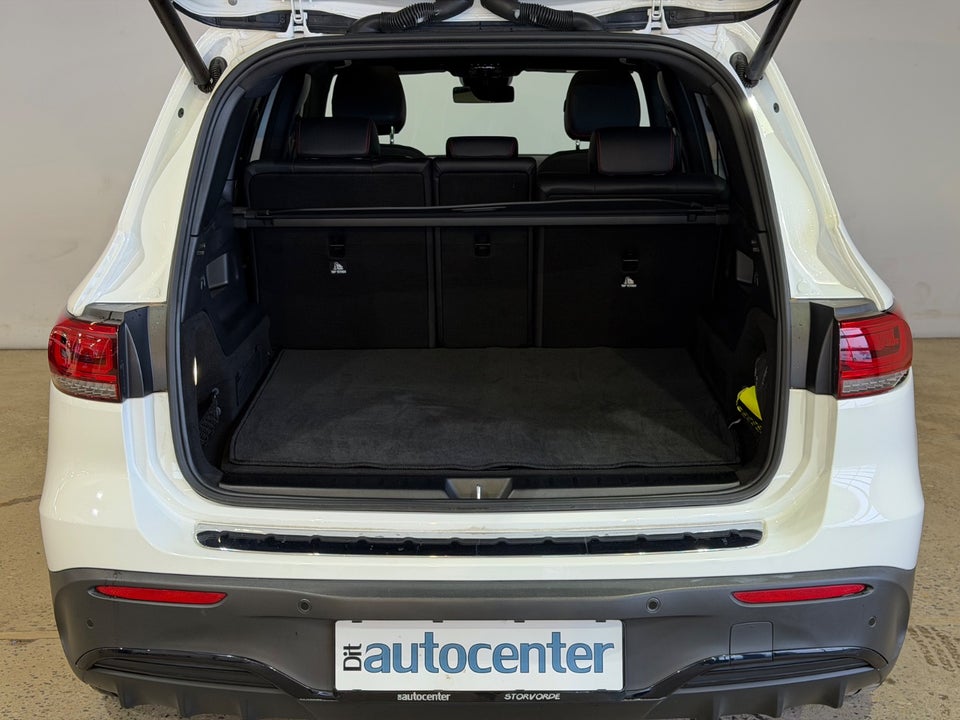 Mercedes EQB300 AMG Line 4Matic 5d