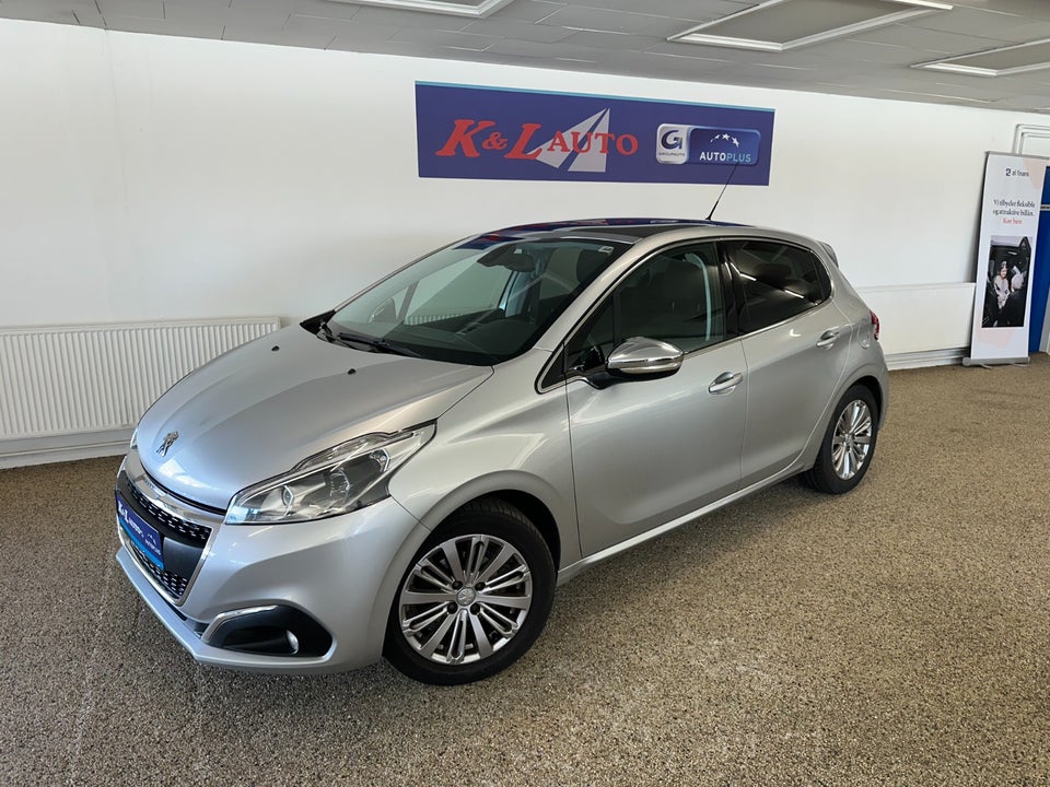Peugeot 208 1,6 BlueHDi 100 Allure Sky 5d