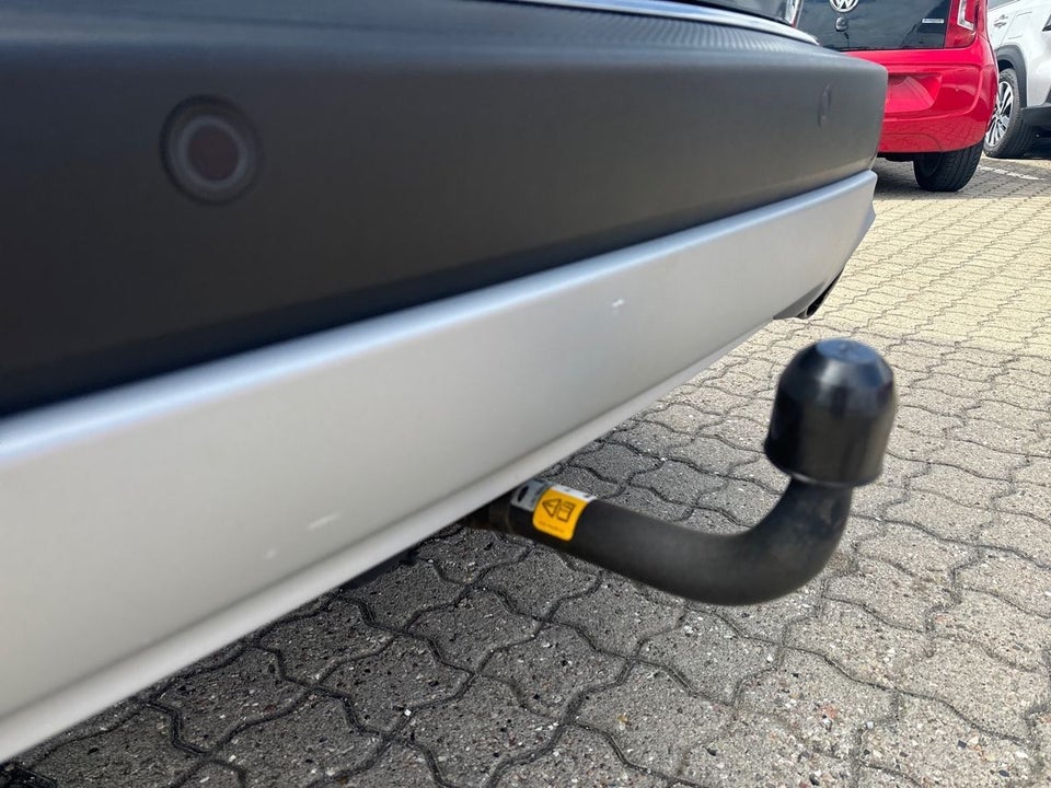 Ford Kuga 2,5 PHEV Titanium CVT 5d