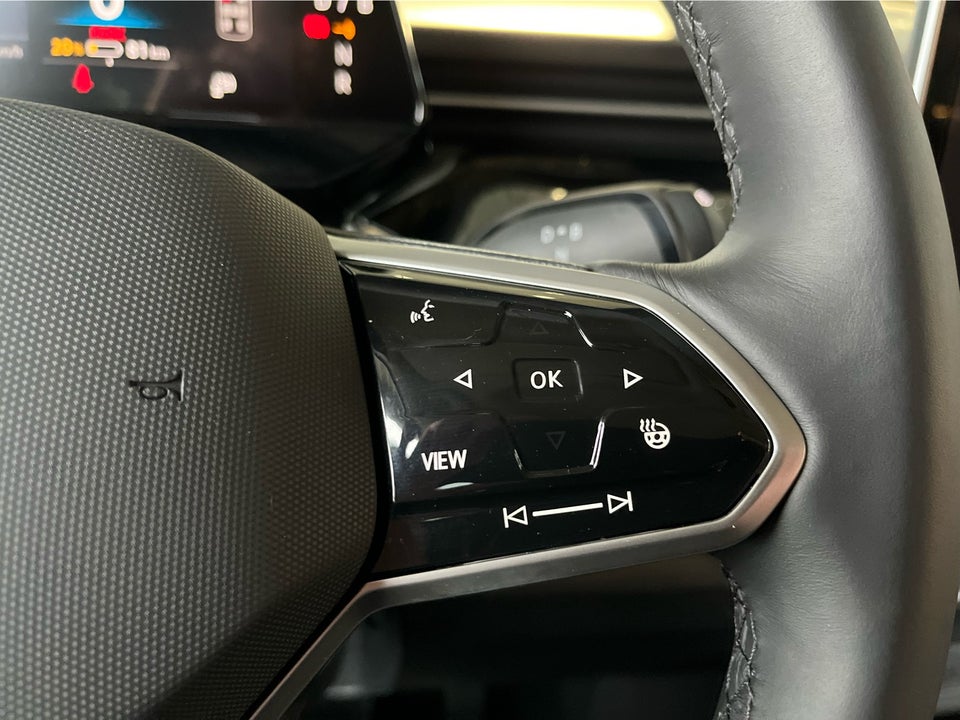 VW ID.Buzz 86 Life+ 7prs LWB 5d