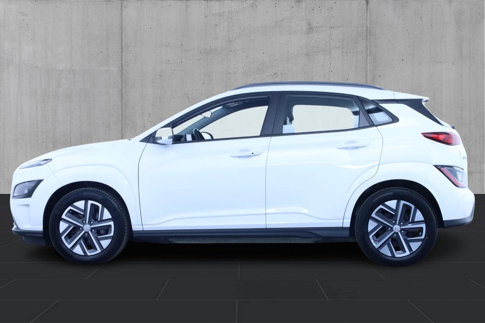 Hyundai Kona 39 EV Select 5d