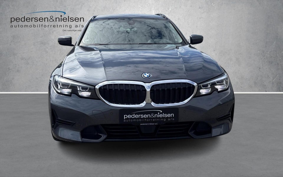 BMW 330e 2,0 Touring Sport Line aut. 5d