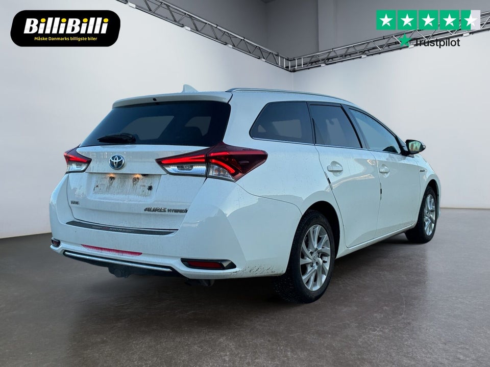 Toyota Auris 1,8 Hybrid H2 Comfort Touring Sports CVT 5d