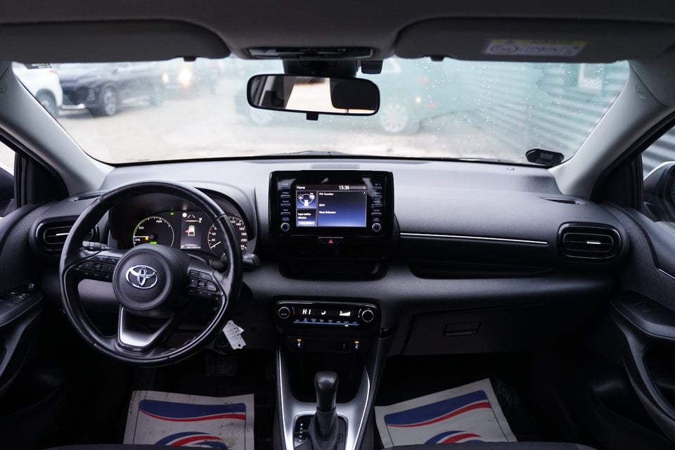 Toyota Yaris 1,5 Hybrid H3 e-CVT 5d