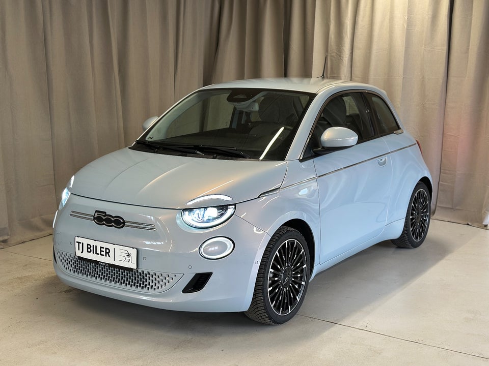 Fiat 500e 42 Icon Plus+ 3d