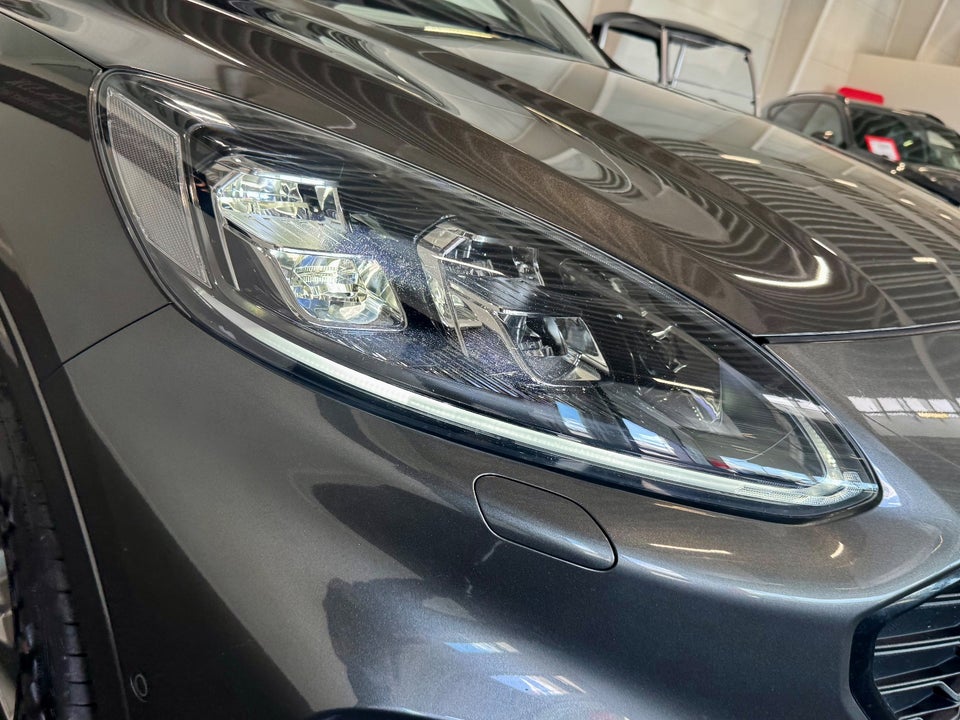 Ford Kuga 2,5 PHEV ST-Line X CVT 5d