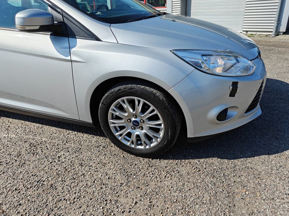 Ford Focus 1,0 SCTi 100 Titanium ECO 5d