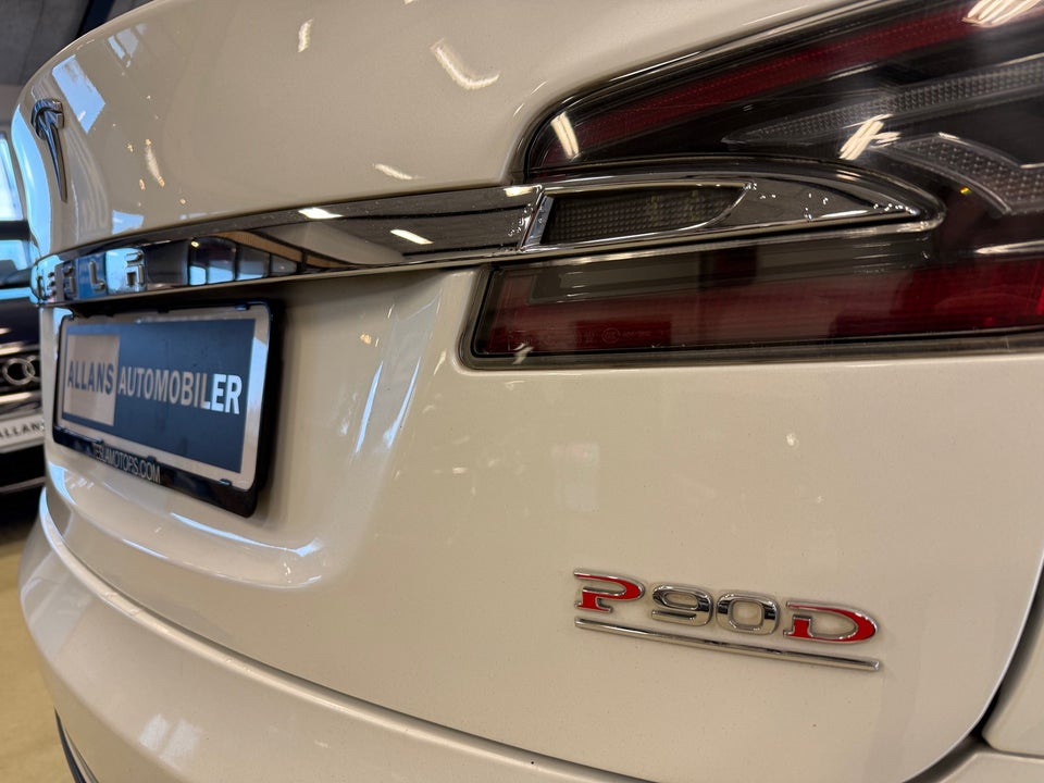 Tesla Model S P90D Ludicrous 5d
