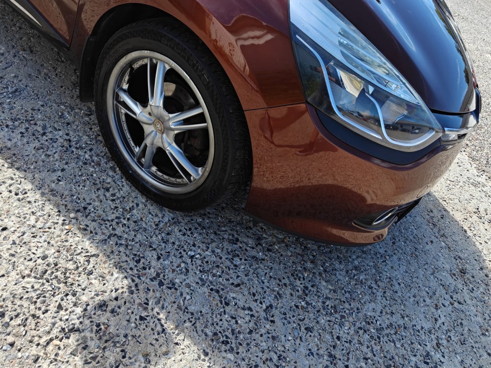 Renault Clio IV 0,9 TCe 90 Formula Edition Sport Tourer 5d