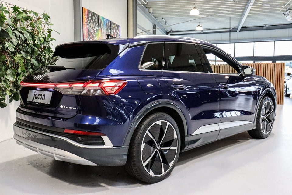 Audi Q4 e-tron 40 S-line 5d