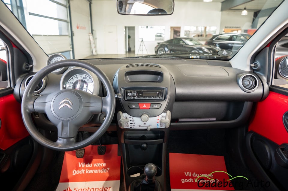 Citroën C1 1,0i Attraction 5d