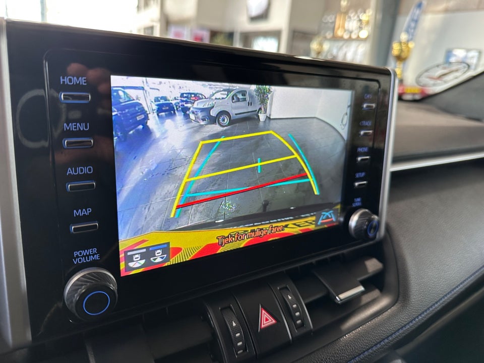 Toyota RAV4 2,5 Hybrid H3 Style MDS Van 5d