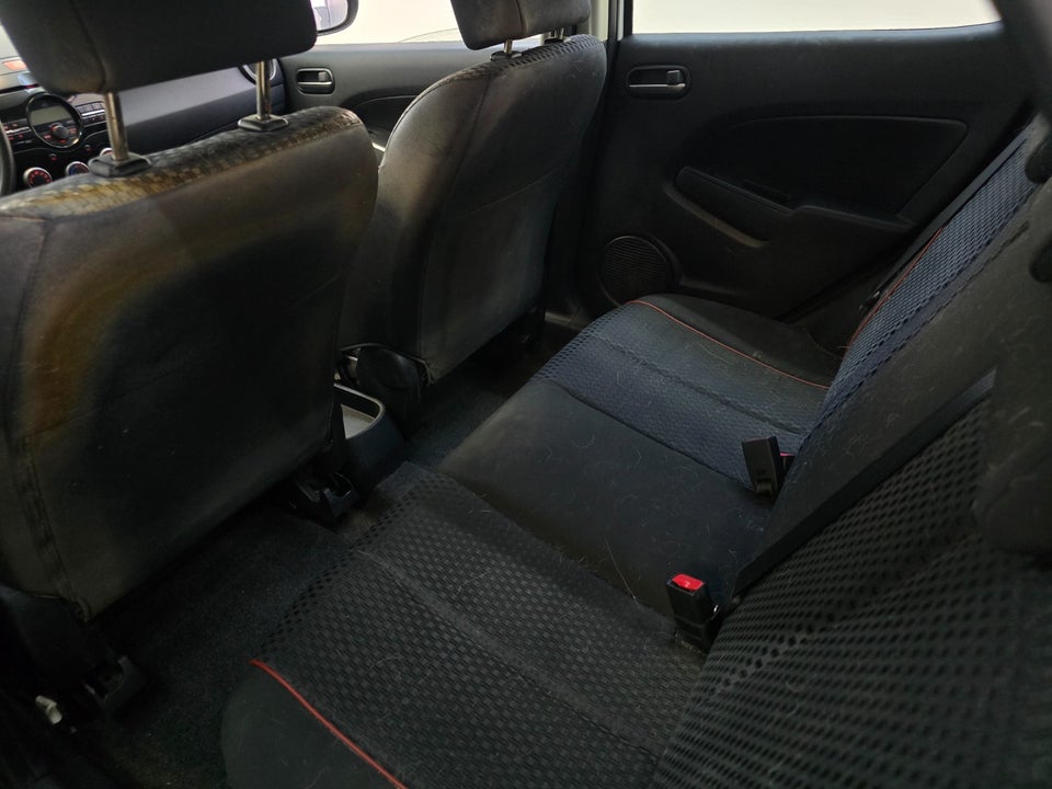 Mazda 2 1,3 Advance 5d