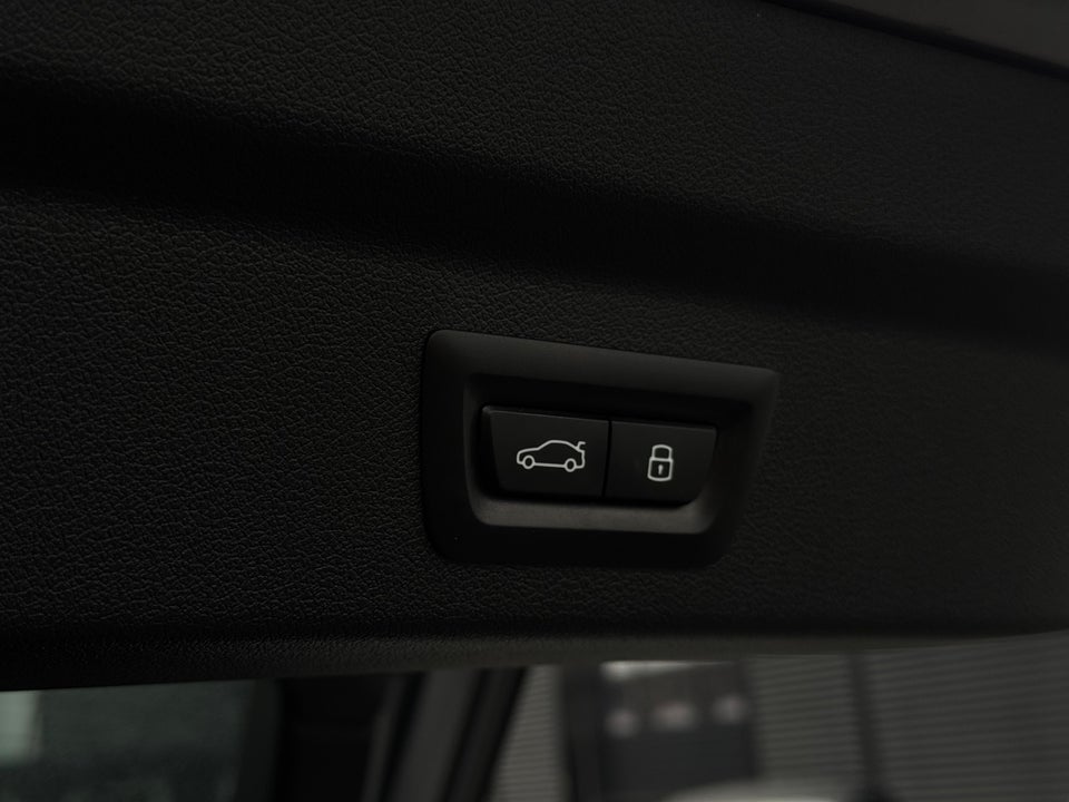 BMW iX2 eDrive20 M-Sport 5d