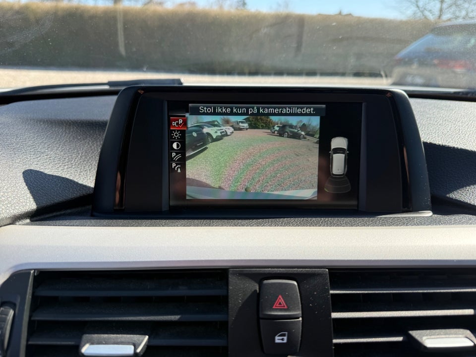 BMW 330i 2,0 Touring aut. 5d