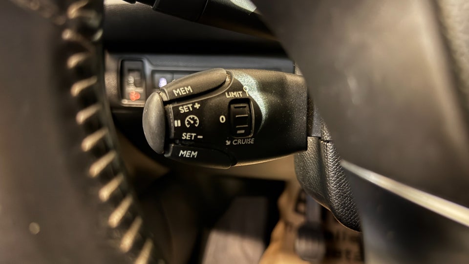 Peugeot 308 1,6 HDi 92 Active 5d