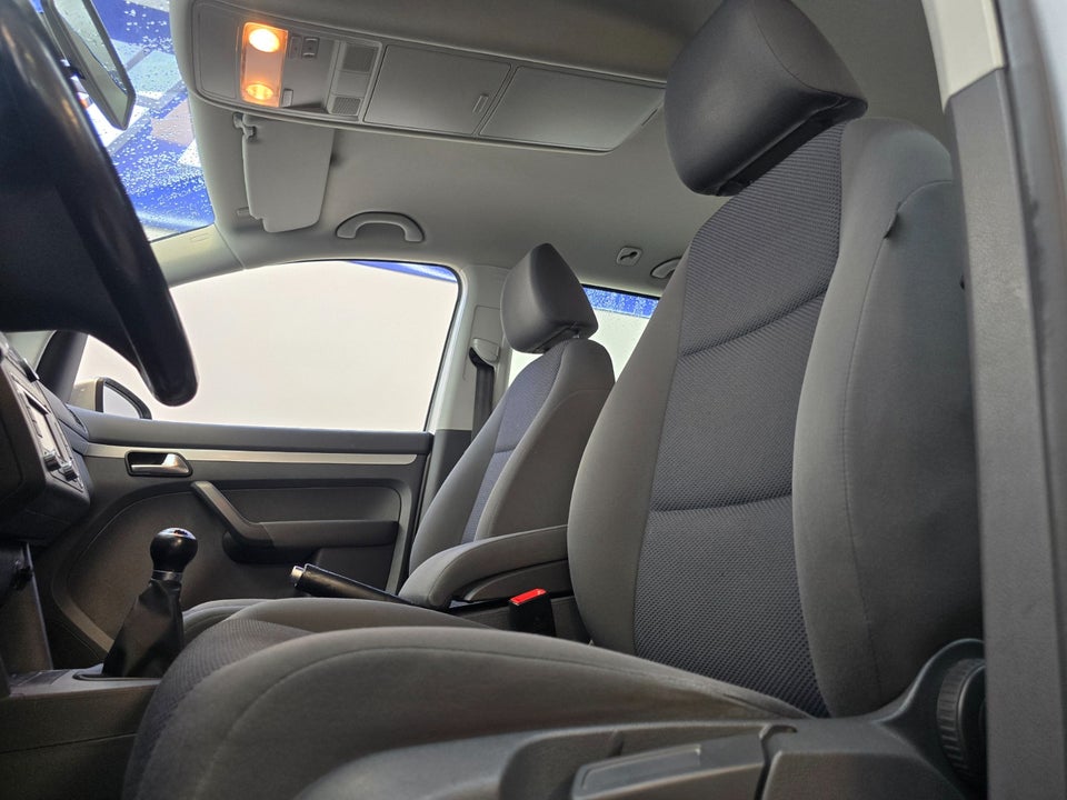VW Touran 1,2 TSi 105 Trendline BMT 7prs 5d