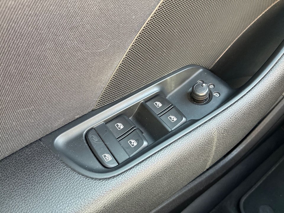 Audi A3 1,4 e-tron Sportback S-tr. 5d