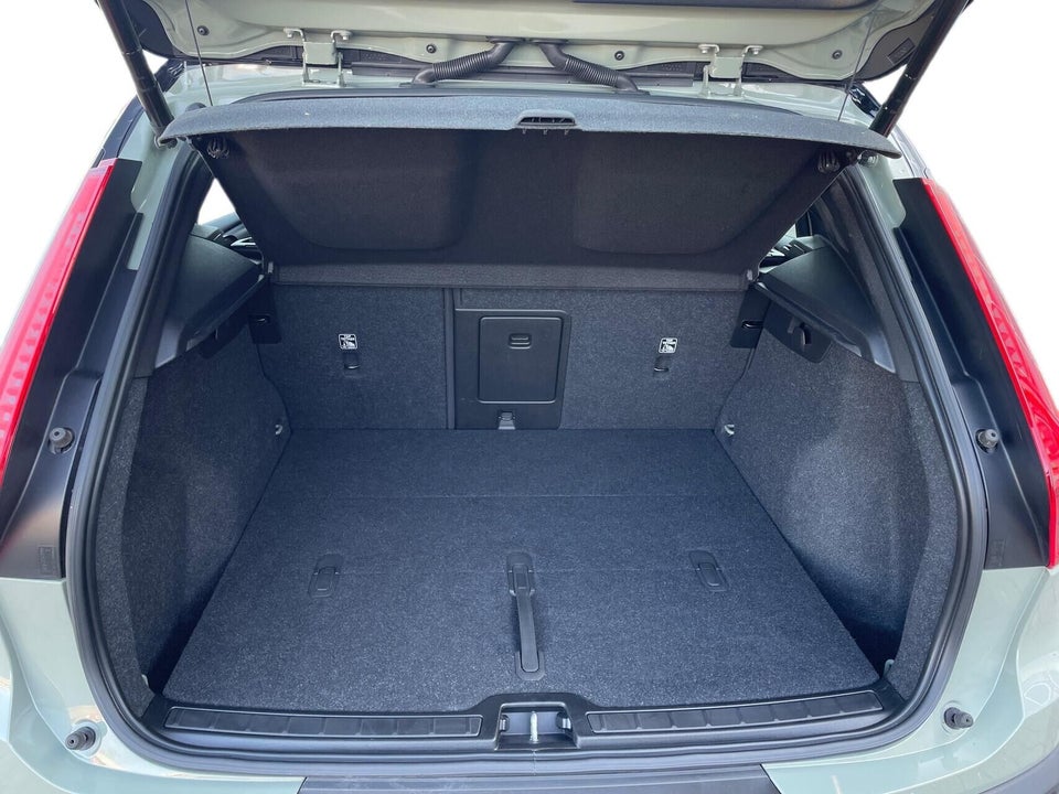 Volvo XC40 P6 ReCharge Pro 5d