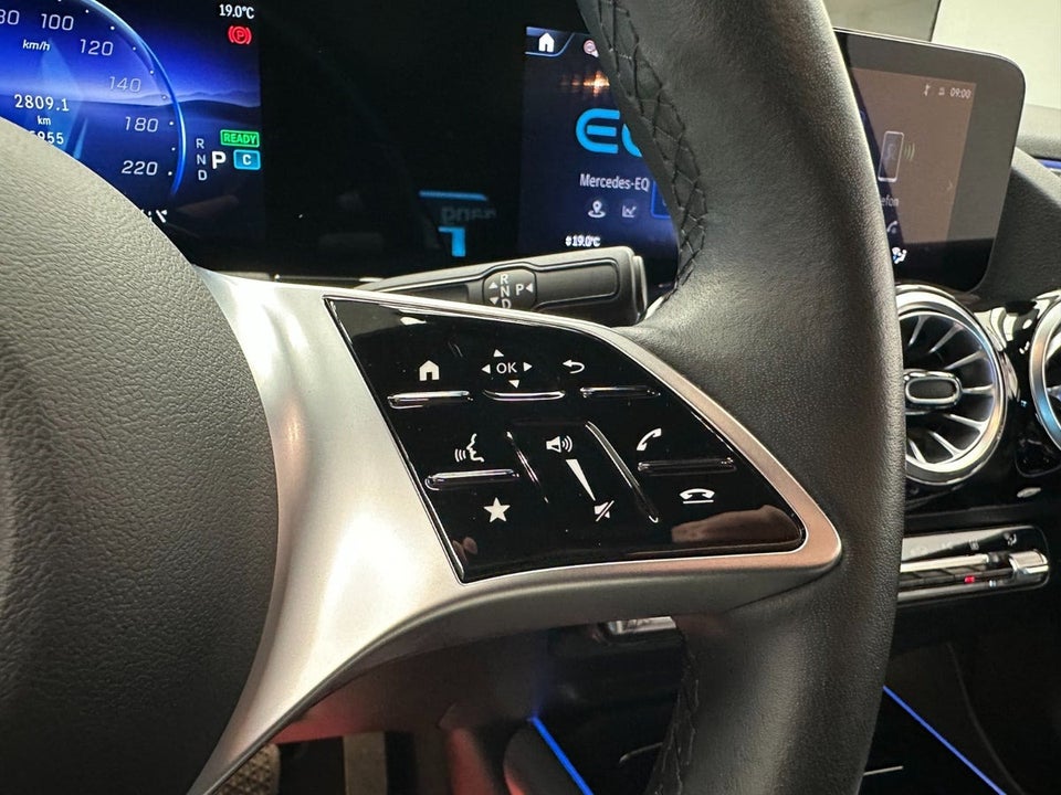 Mercedes EQA250+ Progressive 5d