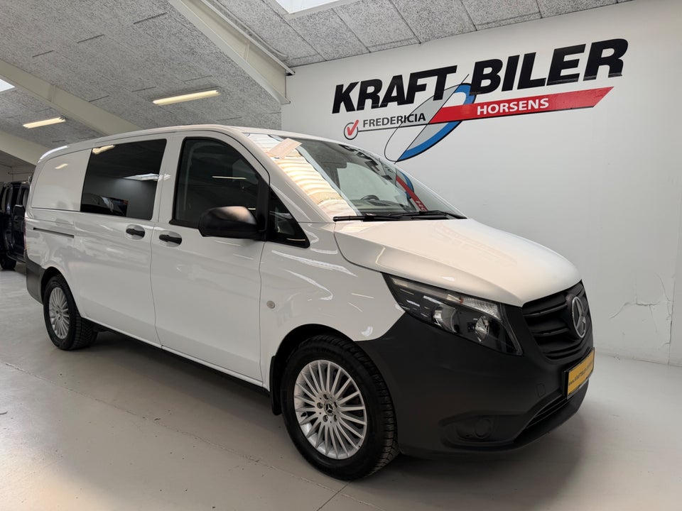 Mercedes eVito 129 Tourer PRO L Van