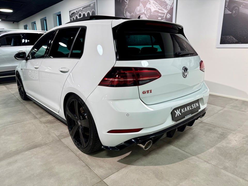 VW Golf VII 2,0 GTi Performance DSG 5d