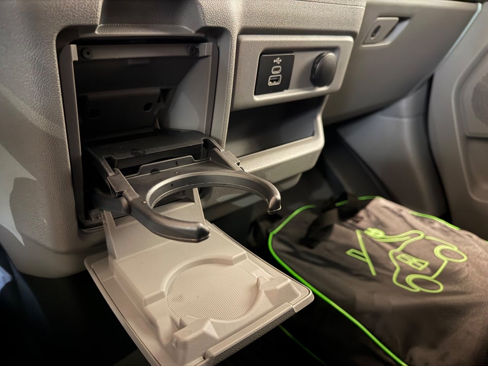 Ford E-Transit Custom 320L 64 Trend