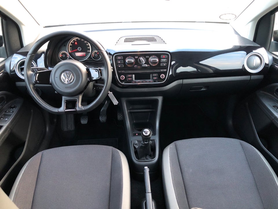 VW Up! 1,0 60 High Up! BMT 5d