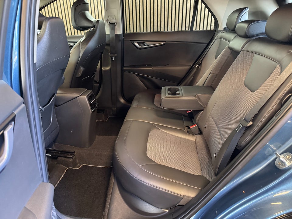 Kia Niro 1,6 PHEV Prestige DCT 5d