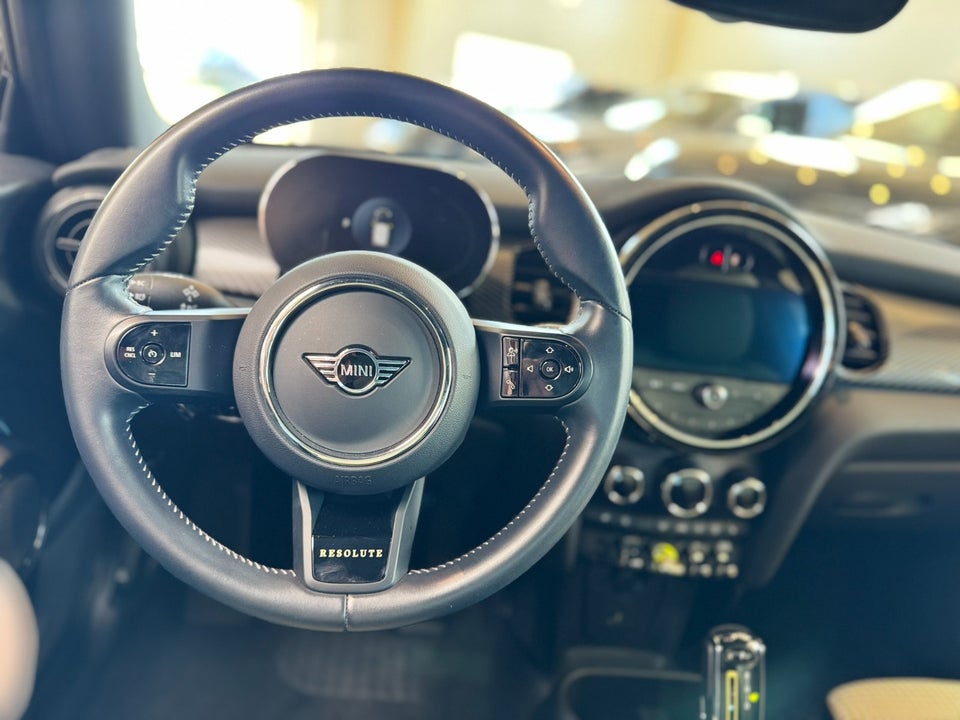 MINI Cooper SE Resolute Edition 3d